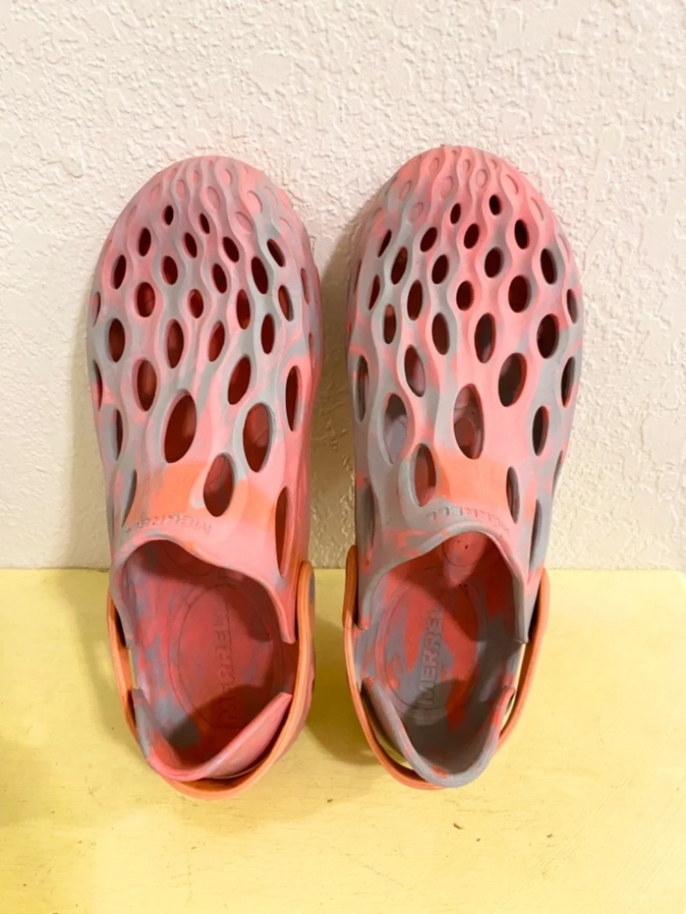 Merrell Size 11  Women’s Hydro Moc Orange  Sandals